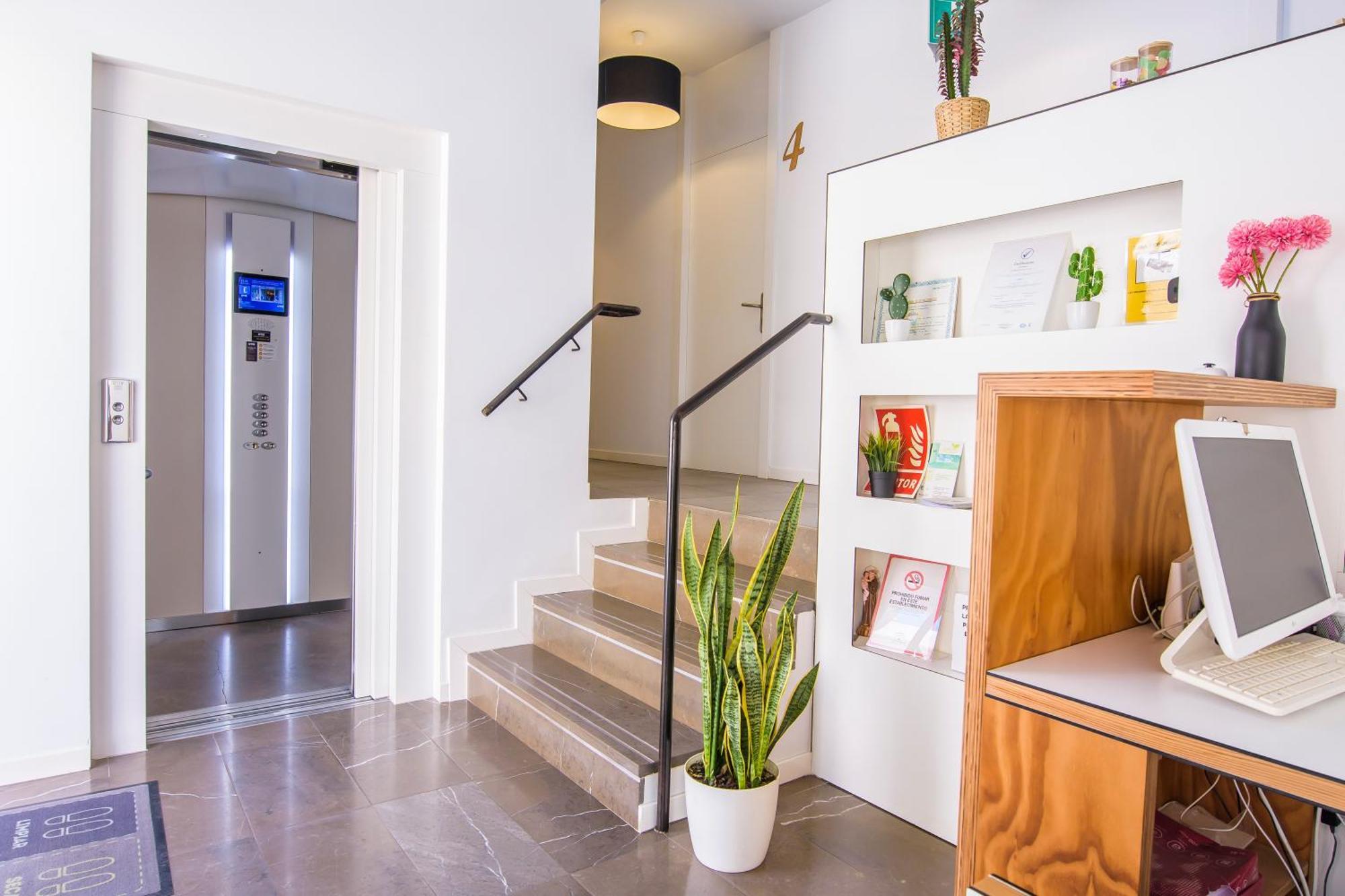 קרבונראס Hostal La Isla מראה חיצוני תמונה